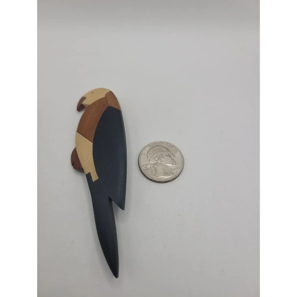 N/A tropical toucan